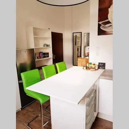 In Neudorf Nahe Du Zentrum Und Uni/zoo Apartment *